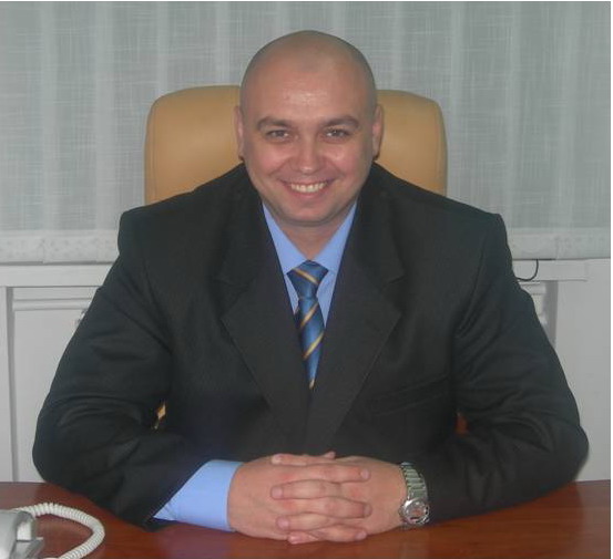 Кучерук Сергій Борисович - голова комітету сфери спортивних послуг